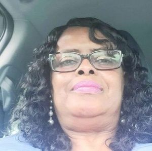 Meet your Posher, Liz